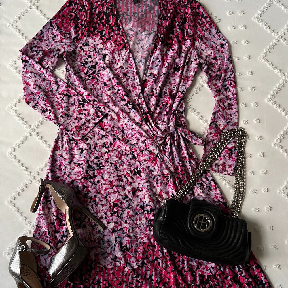 BCBG MAXAZRIA Pink & Red Wrap Dress Size S Long sleeves